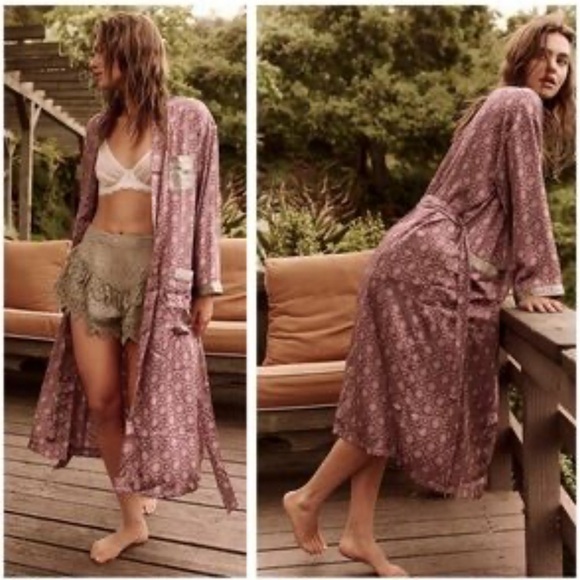 Intimately Free People Oasis House Satin Robe in Raisin Combo